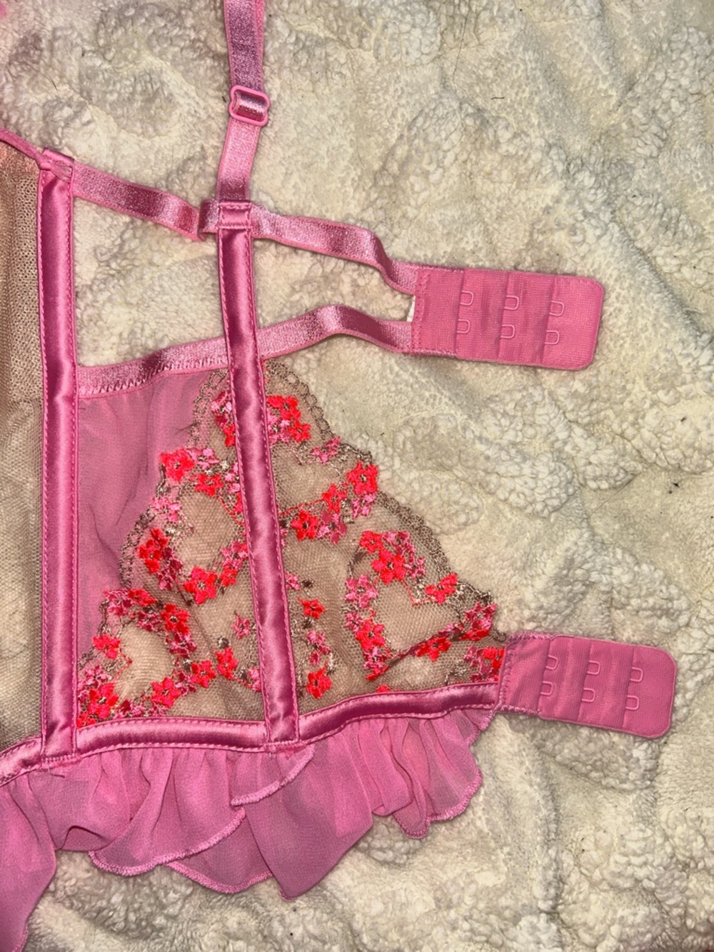 Pink Floral Lace Ruffled Bralette Top - Picture 9 of 17